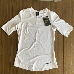 NWT Nike Pro Hypercool Short Sleeve Shirt - S